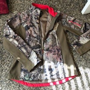 Mossy oak camouflage jacket